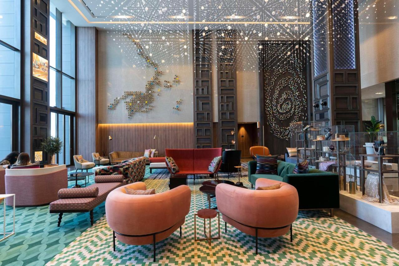 Hyatt Centric Jumeirah Дубай Екстер'єр фото The lobby of the hotel