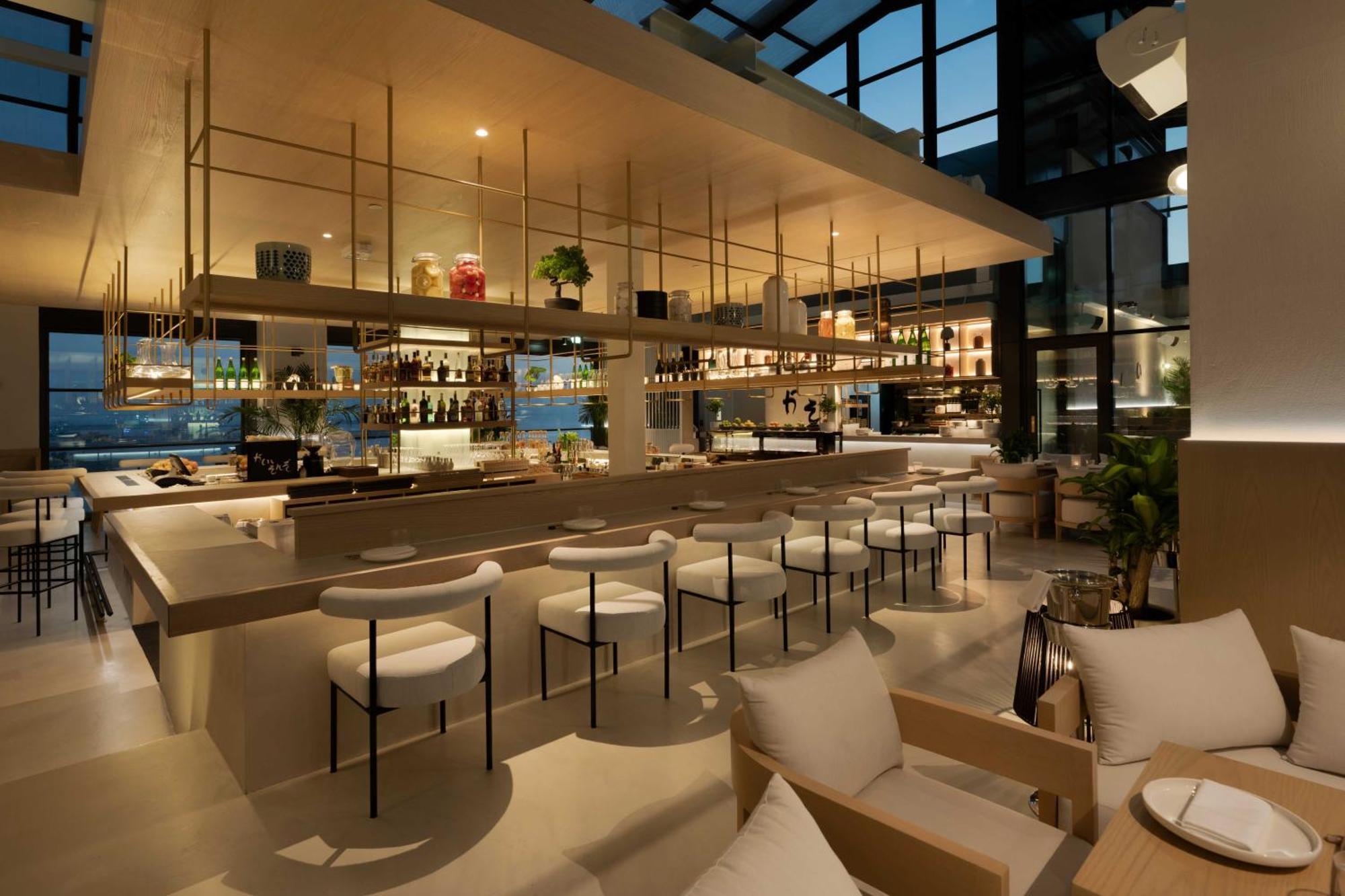 Hyatt Centric Jumeirah Дубай Екстер'єр фото The interior of the restaurant