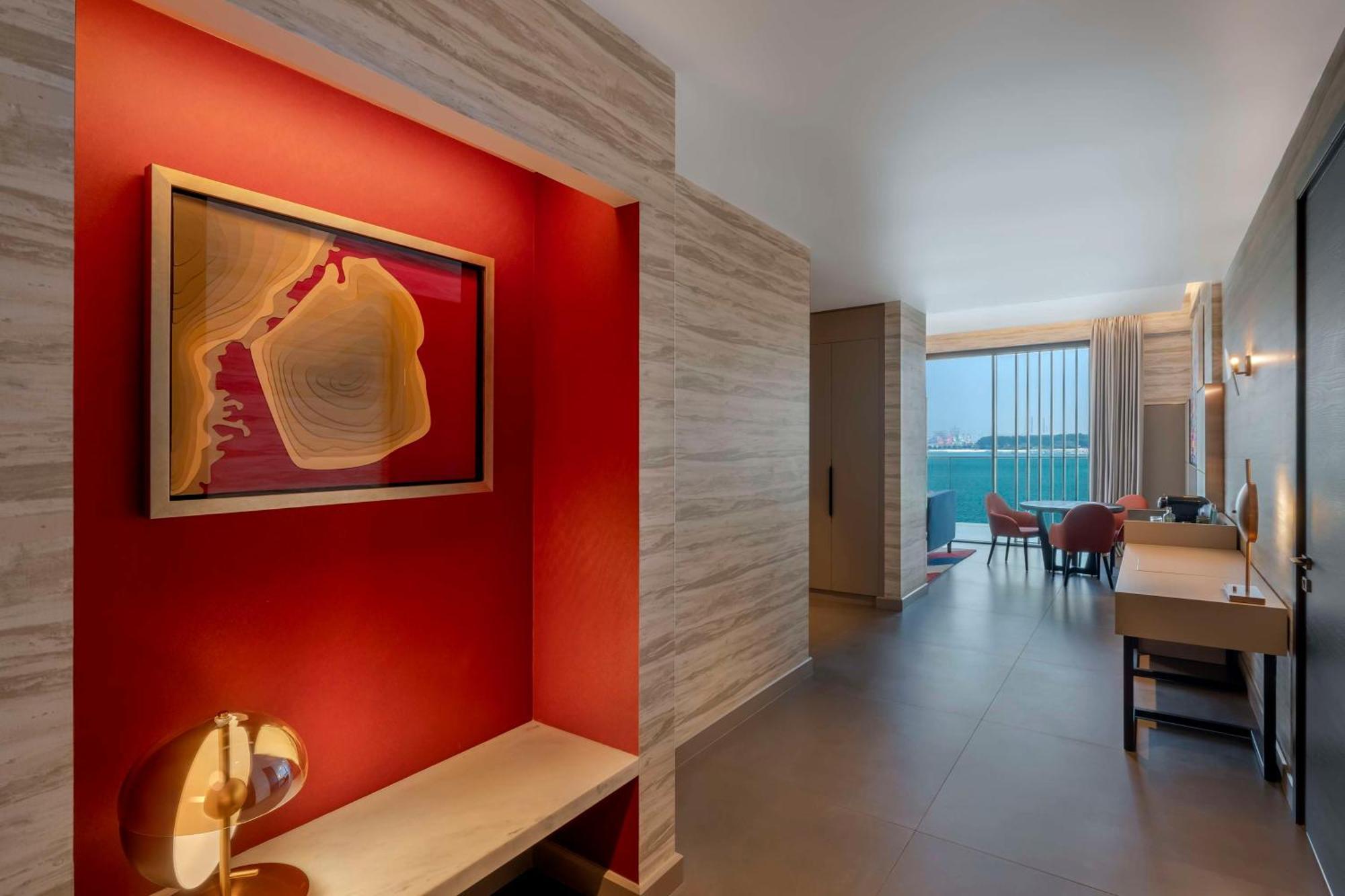 Hyatt Centric Jumeirah Дубай Екстер'єр фото A suite at the hotel